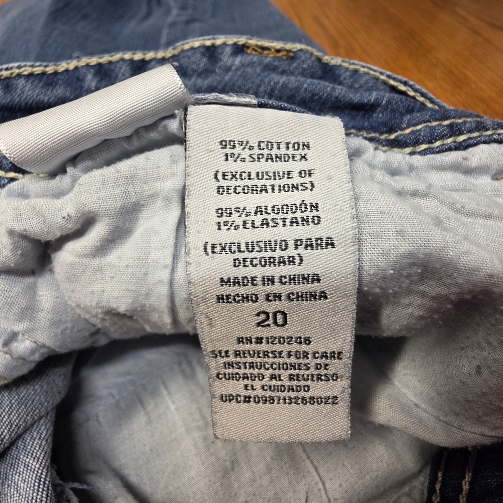 Wallflower Blue Denim Jean Shorts Roll-Cuffed Plus Size 20 - Picture 4 of 8